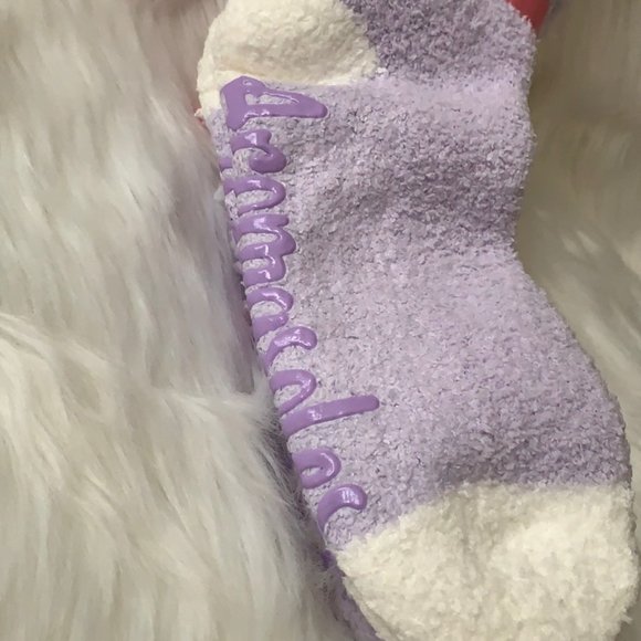 MINX NY Lavender/Shea Infused Plush Slipper Socks - Picture 4 of 5